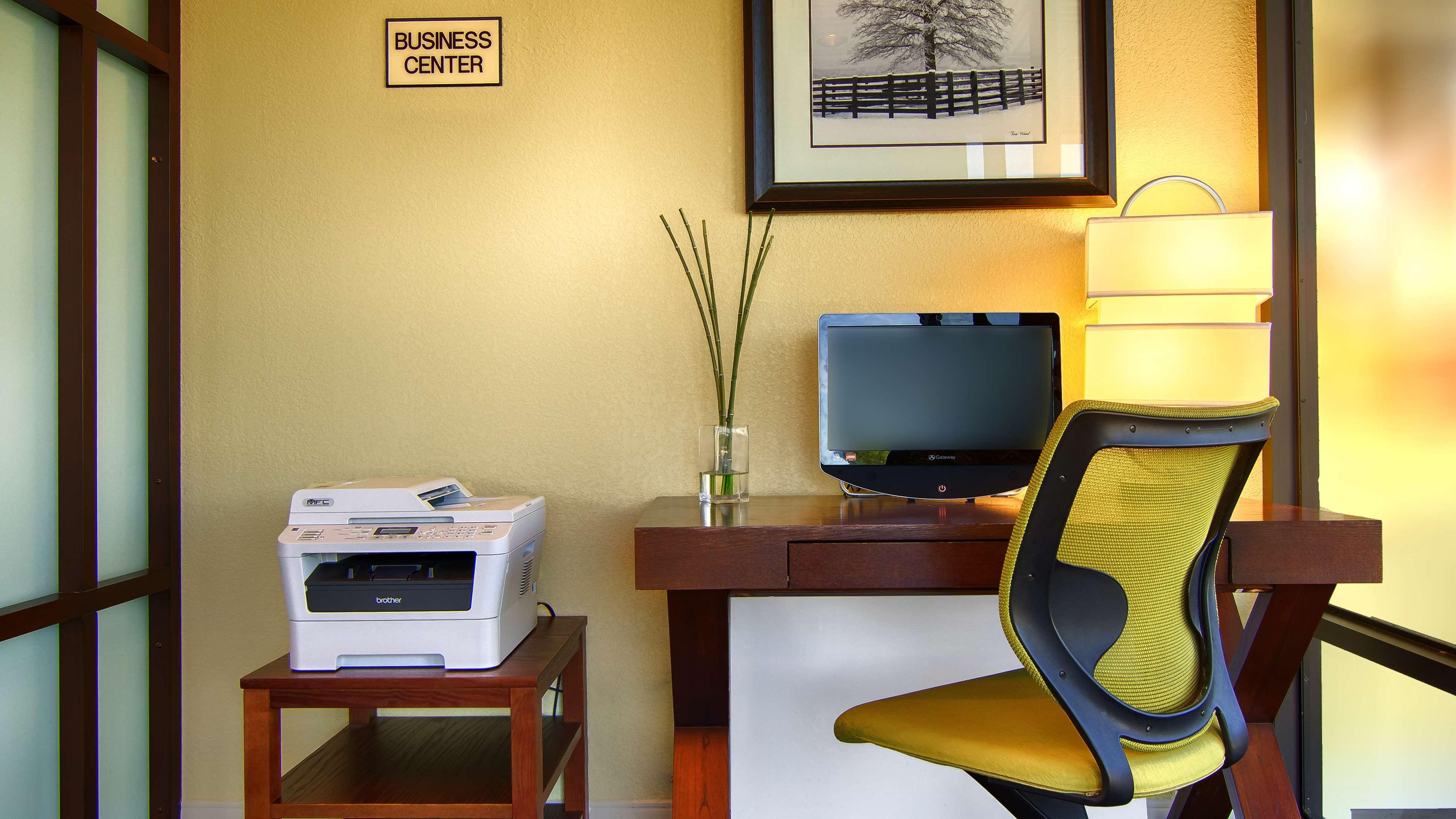 Best Western Cades Cove Inn Таунсенд Екстериор снимка