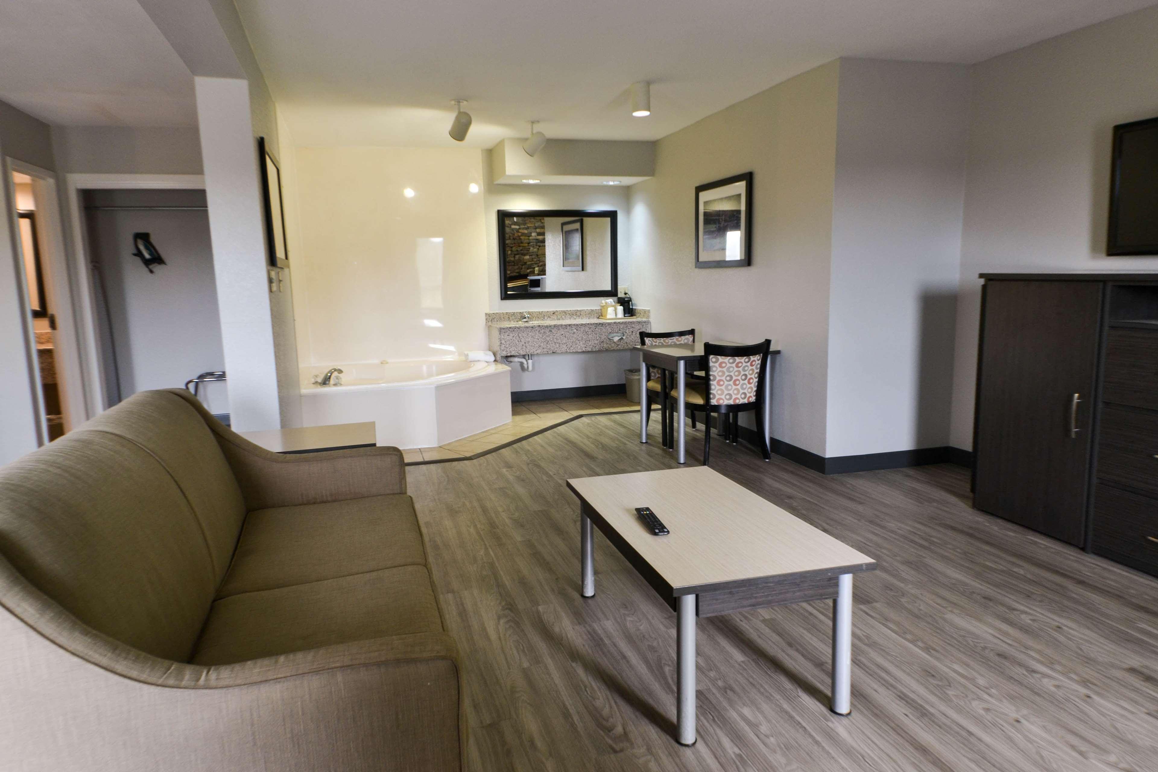 Best Western Cades Cove Inn Таунсенд Екстериор снимка
